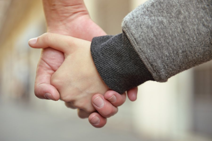 holding-childs-hand